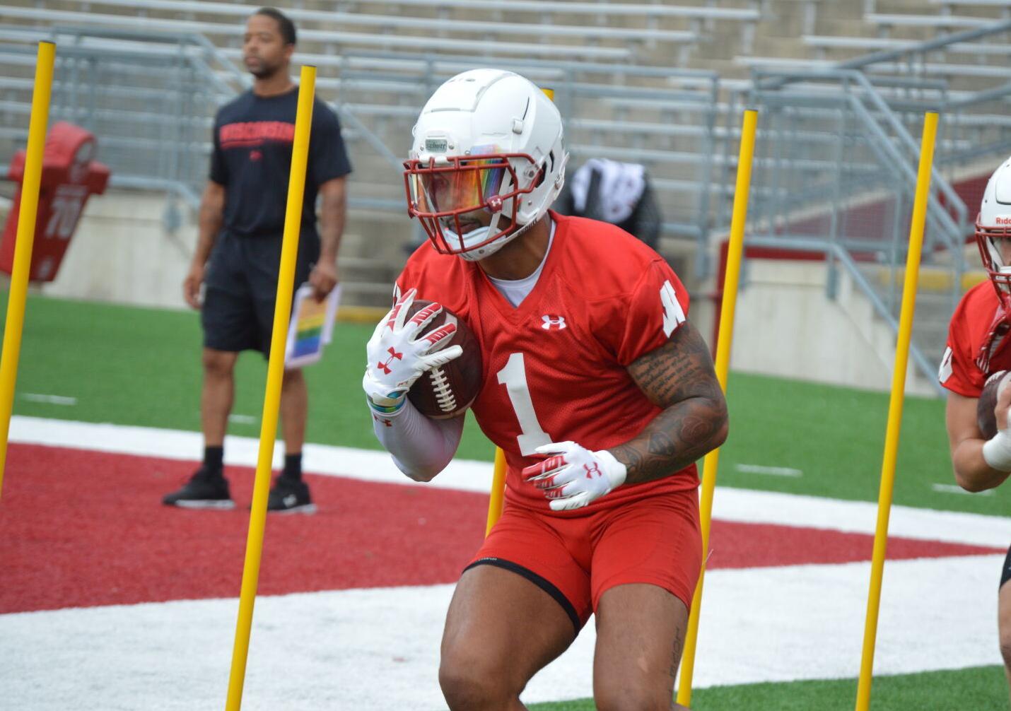Wisconsin running back Chez Mellusi